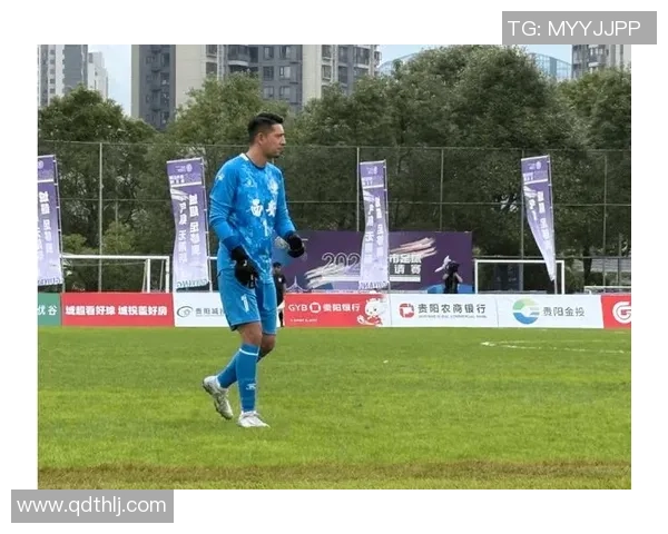 西安足球队团队协作引发热议球迷与专家各执己见探讨争议背后原因 西安足球队团队协作引发热议球迷与专家各执己见探讨争议背后原因