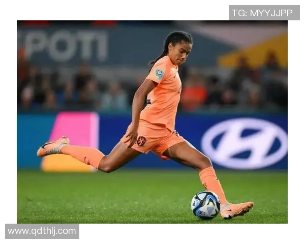 足球明星同款战靴揭秘让你在球场上也能展现超凡魅力与实力 足球明星同款战靴揭秘让你在球场上也能展现超凡魅力与实力