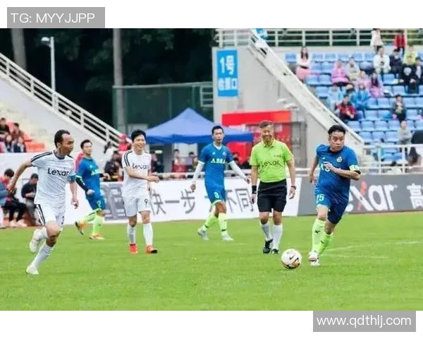 香港足球明星队西安之行展现青春活力与体育精神的精彩瞬间